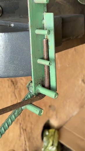 DIY wire mesh weaving machine idea#DIY #WireMesh #HomemadeMachine