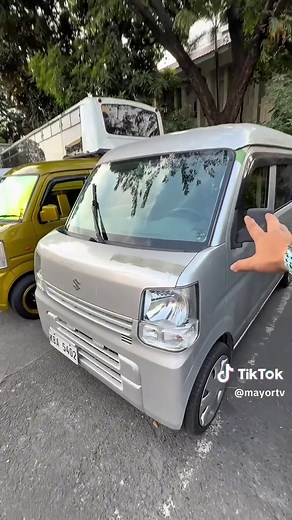 Exploring Life in a Minivan: Tips and Insights