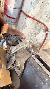 403K views · 1.6K reactions | Removing Brake Calipers Pin ! #caliper #caliperpin #brakecaliper #removing #rxmechanic #fypシ゚ | Rx Mechanic | Facebook