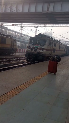 #train explore Delhi to Goa 🚂 rajdhani express