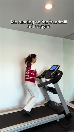 Treadmill Tips for Women: Run Like a Pro