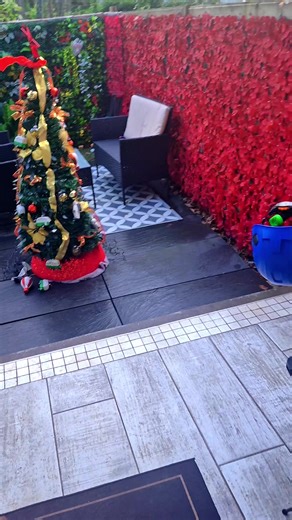 Les fêtes sont vraiment finies ooooi 🤣😂🤪😛😝 on se sépare de 2025 . La janviose est nyangalement gérée et ça ne chauffe pas.