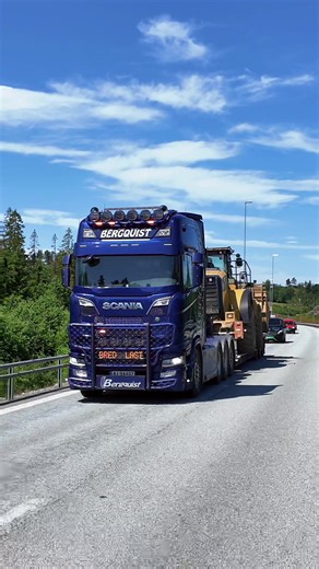 Lastebil Med Scania V8: Kjøretur I Norge