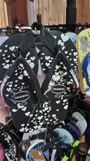 Stylish Kids Havaianas Slippers for Summer