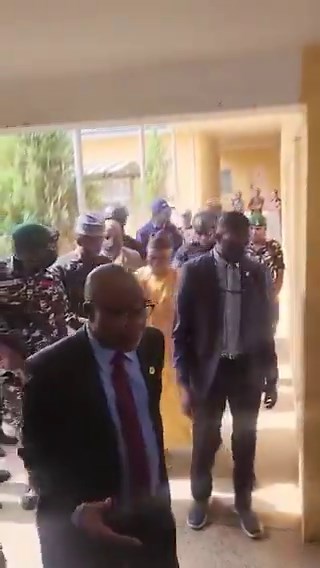 BREAKING: Kaduna State High Court adjourns ruling on El-Rufai’s bail application to April 21st. El-Rufai will now head to the Federal High Court in Kaduna for a ruling on his bail application in the second case filed by the ICPC against the former Kaduna State Governor.