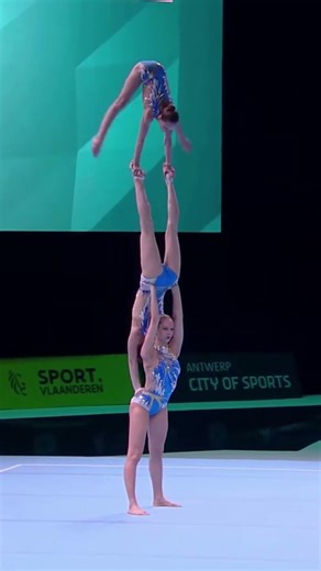 Crowd-Stunning Moments in Women’s Acrobatics 😮🏆