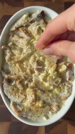 Lemon Poppyseed Bread Pudding 🍋🍞