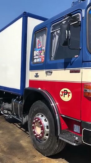 Camion de collection / SAVIEM 1972