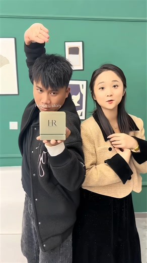 Two Girls Compare Their Boyfriends and Reveal Who Is Actually Better