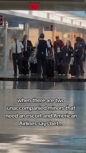 American Airlines: Unaccompanied Minors Escort Experience