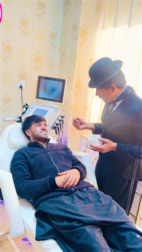 Hilarious Pakistani Comedy Skits