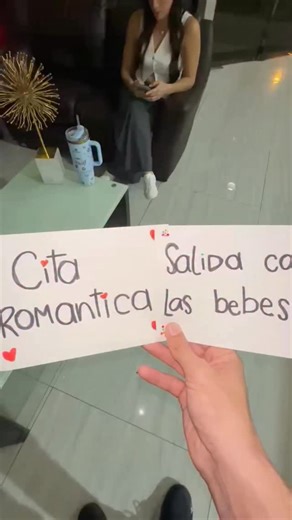 Tete 💃🏼 on Instagram: "¿Y ustedes también lo hacen? 😏 De vez en cuando hay que escaparse, salir de la rutina y regalarse un momento solo para dos 💕. Esta vez me sorprendió con una noche en el @royaltonmotel con suite, piscina privada, jacuzzi, sauna, cama cómoda y detalles que nos hicieron olvidarnos de todo. ✨ Y lo mejor… ¡las promos para disfrutar sin culpa! 🌙 De domingo a jueves: 8 pm – 9 am con desayuno incluido. 🌙 Fines de semana: Overnight de 12 am – 9 am. Porque sí… a veces una esca