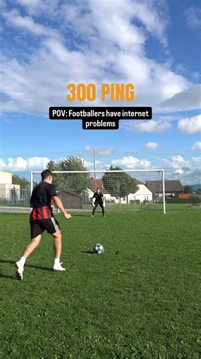 Bad Connection 😂😂 #football #soccer #fussball #shorts