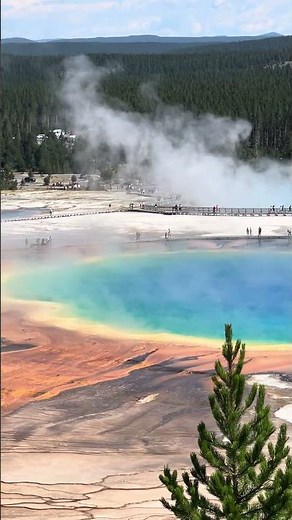 Grand Prismatic Spring Overlook, Close-Up of Excelsior Geyser Crater, Yellowstone, Wyoming, USA 🇺🇸