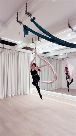 Sailing the hammock like a kite 🪁 | “Hate You” highlights | Spinning hammock #aerialhammock #aerial