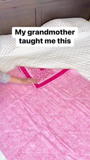 Best way to fold a quilt #quilt #quilting #folding #bedding | Liz & Jeff