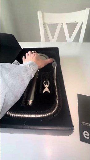 Unboxing the Eskiin Filtered Shower Head! | Eskiin