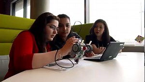 It’s never too late to graduate. Small class sizes and expert, personalised teaching. Higher Education at CAVC. | Cardiff and Vale College - Coleg Caerdydd a'r Fro