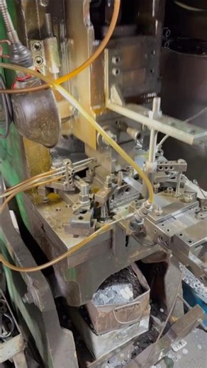“High-Speed Washer Production Machine – Satisfying Factory Process 😱⚙️
