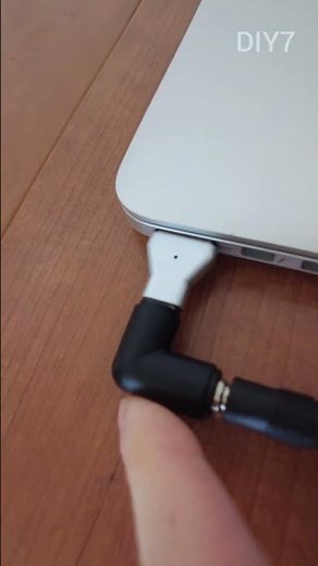 USB-C to MagSafe Adapter