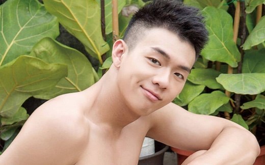 脸红心跳 | 蓝男色 肌肉男子摄影bluemen183