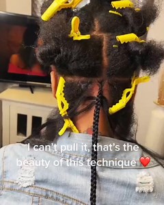 😍Talented way to create the braids.👍🏽😘 . . Follow @world_new_hair for more #braidstyles . . . . . . . . . . . #Knotless #Boxbraids #neatbraids #Melanin #Braidqueen 🔥 #braidseason #prettybraids #longbraids #braidinspo #braidinspiration #allhairgang #braidedhairstyles #braids #braided #braidgang #healthyhairjourney #protectivestyles #feederbraids #feedinbraids #kidsbraids #braidideas #braidedhair #braidsgang #boxbraids #neatbraids | Worldnewhair