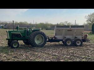 Oliver 1955 Starts Fertilizer Spreading And Looking At The New Fields For This Year