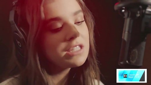 Hailee Steinfeld…Flashlight #haileesteinfeld #hailee #pitchperfect2 #haileesteinfeldmusic #haileesteinfeldsupremacy🛐