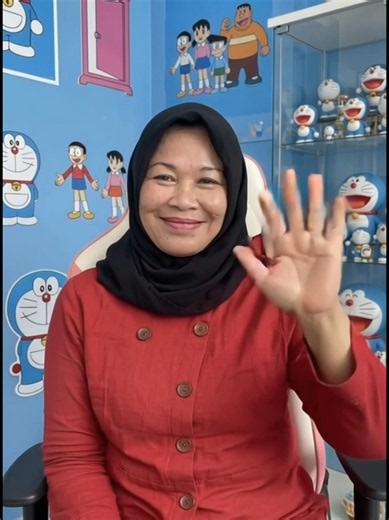 Kalau yang gratis kakakku bisa Komen lagi ajah di konten2 ku, siapa tau foto kakak kepilih, nanti aku pilih acak ya... Tapi kalau kaka mau jadi prioritas aku buatkan foto kaka, bisa langsung inbox, cukup bayar 20k.