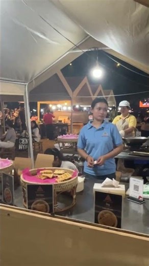 Street Foods #food #cambodianfoodtour #streetfood #nightmarket #foodie #travel #eat #viral