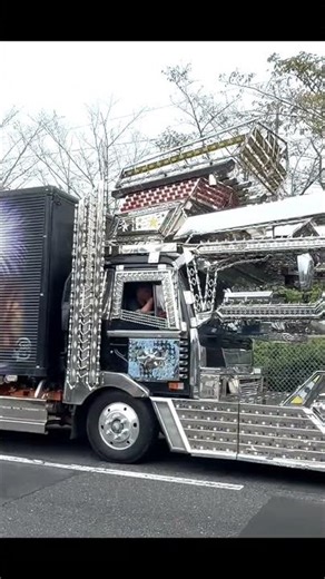 四代目絆丸 飛龍乗雲 黒潮船団50thAniversaryハロウィン黒潮祭2025.10.12 #shorts #automobile #trucking