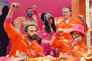 Ben Affleck dumps Matt Damon and Tom Brady for Jeremy Strong and Kevin Smith in Dunkin' Super Bowl commercial
