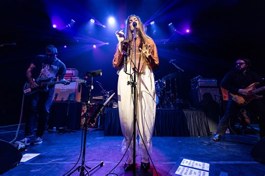 Dry Cleaning previewed new album and wrapped up their tour in Brooklyn (pics, review, setlist)