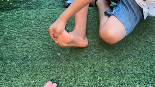 20K views · 600 reactions | Fake Blood Prank Gone Wrong|Hira Sy Revenge Ly Liya|Sabki Larai Start Hogai|Sistrology | Fatima Faisal Vlogs | Facebook