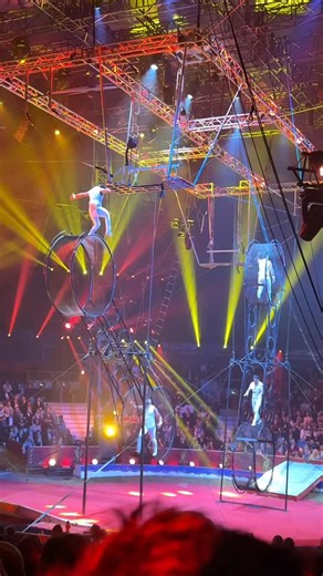 Troupe Navas took a Silver Clown at @festivalducirquedemontecarlo with their amazing acrobatic Wheel of Death act that included this sensational six somersault series by Sergio Celedon Quezada! . . . #MonteCarlo #CircusFestival #wheelofdeath #acrobat #somersault | Jessica Hentoff