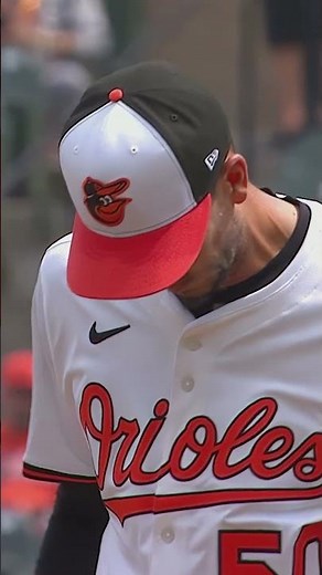 Alex Bregman Hits His First Home Run as a Red Sox!