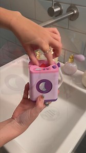 Ψάχνετε για το τέλειο δώρο; 🎁✨Σας έχουμε μια καλή ιδέα https://flyingtiger.com/products/washing-machine-for-blender-sponges-11-cm-3067959 | Flying Tiger Copenhagen