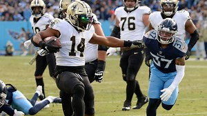 Mark Ingram nice move on the touchdown run | Saints-Titans Highlights