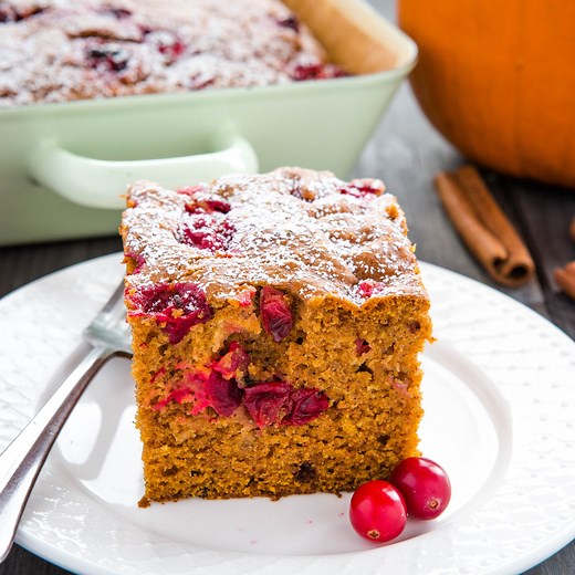 Easy Pumpkin Cranberry Cake