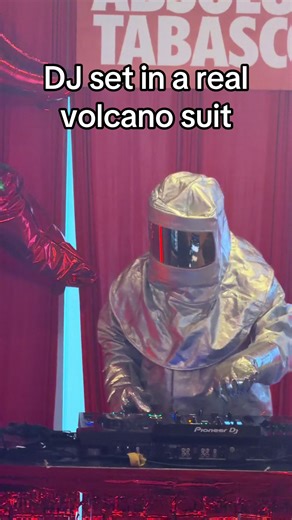 Spinning waterfalls by TLC while DJing in a full volcano suit can’t be easy. ##scientist##geology##volcanology##heatproof##cdj