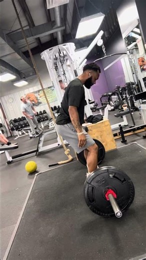 Power clean #olympiclifts #explosivetraining #fullbodyworkout