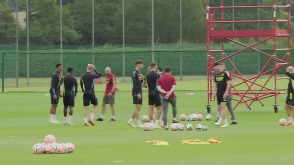 Gabriel Jesus is BACK in training ✅ Arsenal training ahead of their Premier League game on Saturday against Fulham ⤵️ | Sky Sports