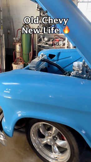This 1955 Chevy came in with electrical problems that needed expert wiring work. After inspecting the system and rebuilding key connections, everything is running the way it should! 🛻🛠️ If your classic or daily driver needs electrical diagnostics or repair, we can help. 🙌🏻 | Rio Auto Electric, LLC