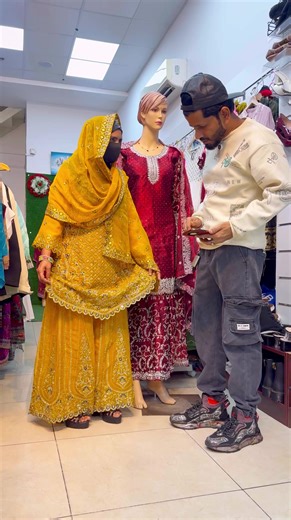 Rekha fashion najma opposite gorkha restaurant Kuwaiti street more information 30044268 /66305656@rekhark7 @Rekha Fashion @jasimrain❤️