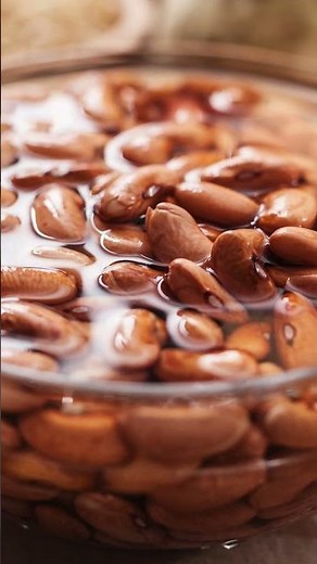 Why You Should Soak Almonds Overnight 🌙