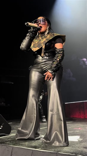 Lil’ Kim Brings the House Down at Prudential Center