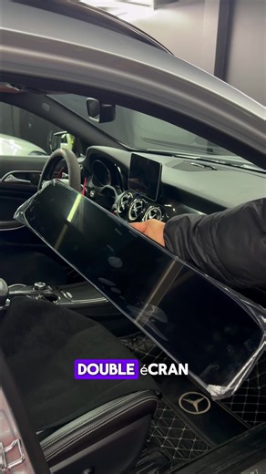 Installation LED d’ambiance double écran sur une Mercedes GLA 2017 ✨ 📩 N’hésitez pas à nous contacter en message privé pour prendre rendez-vous. #voiture #mercedes #custom #reels #led