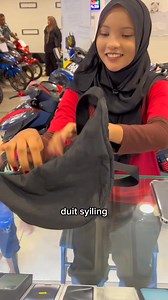 29K views · 501 reactions | Mujor adik cepat datang tau. Ini last unit. Hat lain jangan PM PM dah. First come first serve殺 | Tas Tech | Facebook