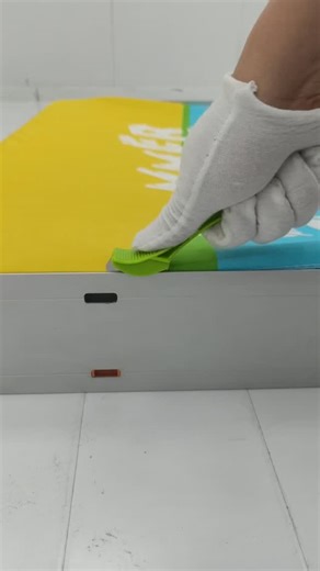 Sign Mate on Instagram: "This tool turns a frustrating step into a smooth, almost effortless motion. Once you try it, you won’t go back. #SignMate #SEGTool #SEGInstallation #LightboxGraphics #DisplayTools #SignMaking #PrintShopLife #WorkshopLife #InstallerLife #ToolThatWorks"