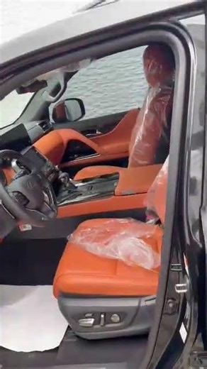 Brand New 2025/2026 Lexus LX600 Luxury,7-seater.Price: N330m &Ultra Luxury,4-seater. Price: N365m.